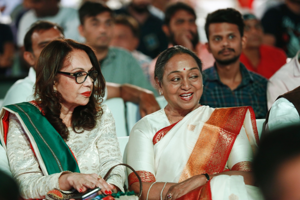 Ms Kamna Prasad and Meera Kumar at Mushaira Jashn-e-Bahar 2018